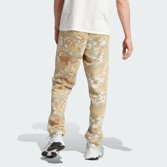 GRAPHICS CAMO SWEAT PANTS
