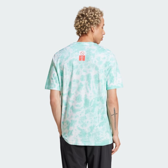 SUMMER FUN SNEAKER GRAPHIC TEE