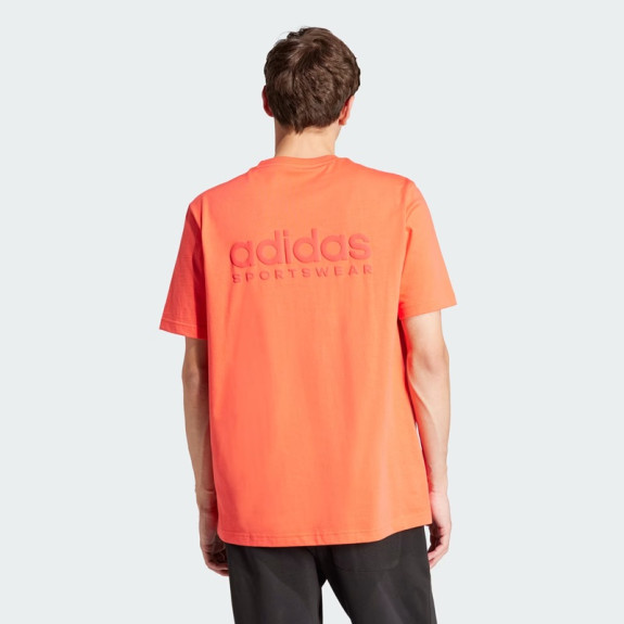 ALL SZN GRAPHIC TEE