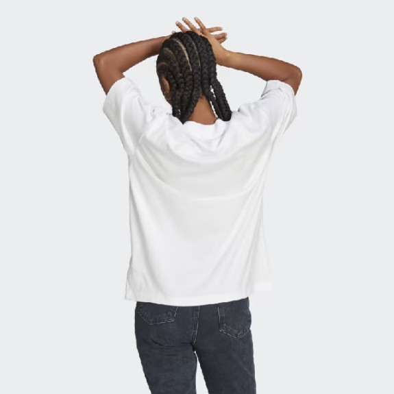 FUTURE ICONS BADGE OF SPORT BOYFRIEND TEE