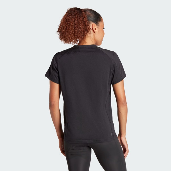 TRAIN ESSENTIALS BIG PERFORMANCE LOGO TRAINING TEE