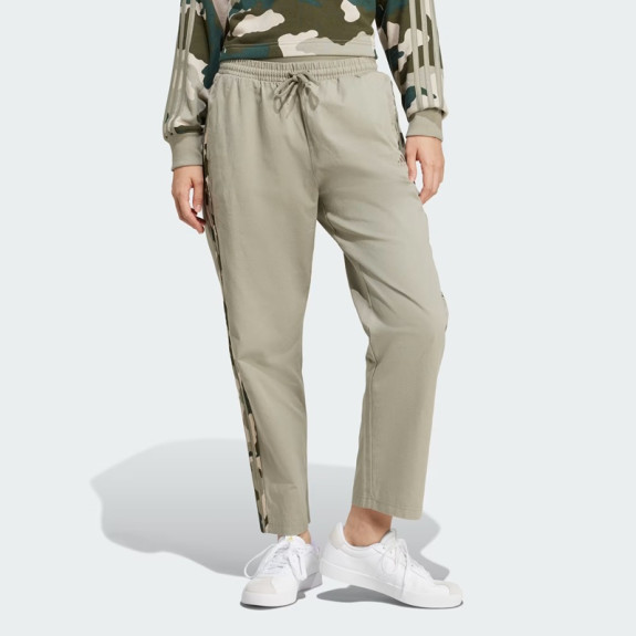 ESSENTIALS CAMO-PRINT 3-STRIPES TWILL PANTS