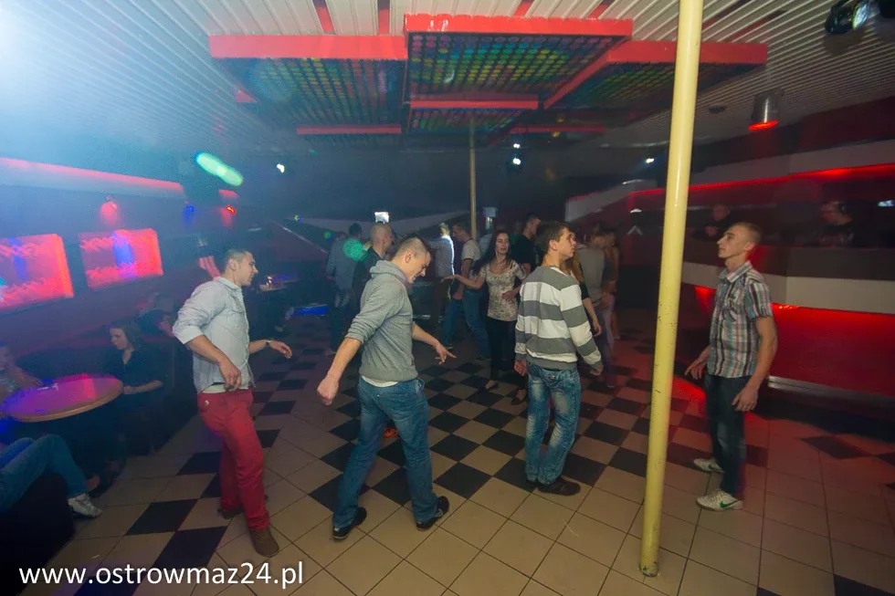 Seksualna noc w Malibu (zdjęcia)