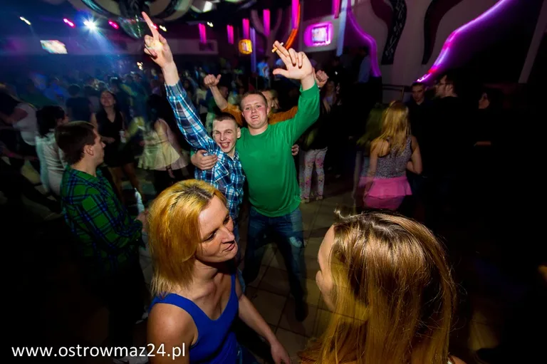 Seksualna noc w Malibu (zdjęcia)