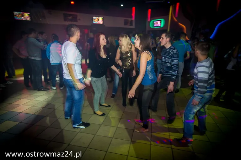 Seksualna noc w Malibu (zdjęcia)