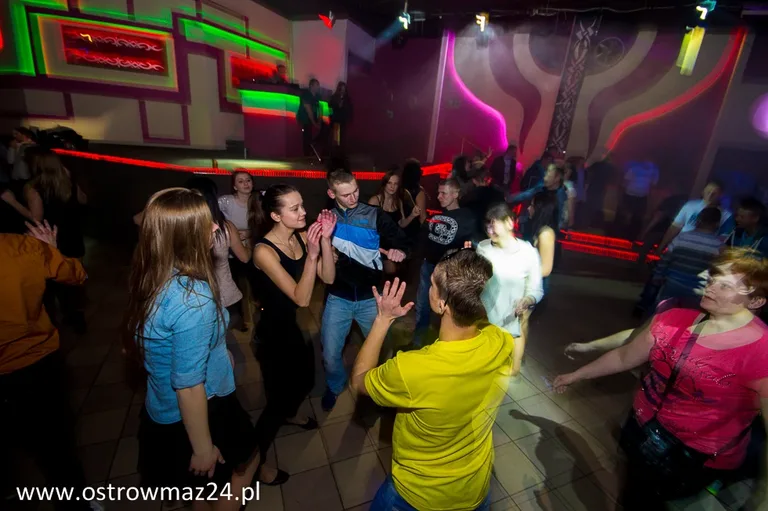 Seksualna noc w Malibu (zdjęcia)