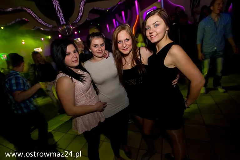 Seksualna noc w Malibu (zdjęcia)