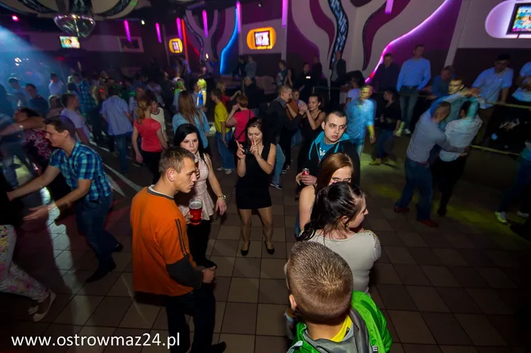 Seksualna noc w Malibu (zdjęcia)