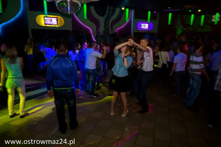 Seksualna noc w Malibu (zdjęcia)