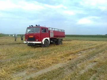 Pożar słomy (zdjęcia)