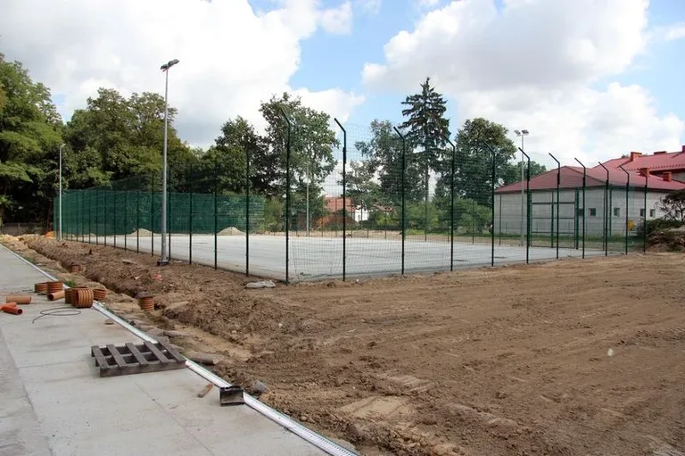 Budowa orlika przy ZSP nr 2 (zdjęcia)