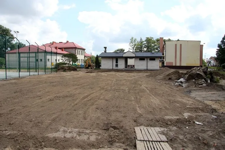 Budowa orlika przy ZSP nr 2 (zdjęcia)