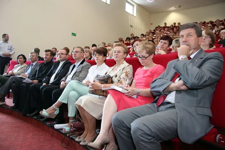 Szkoły gotowe na przyjęcie 6-latków (zdjęcia, wideo)