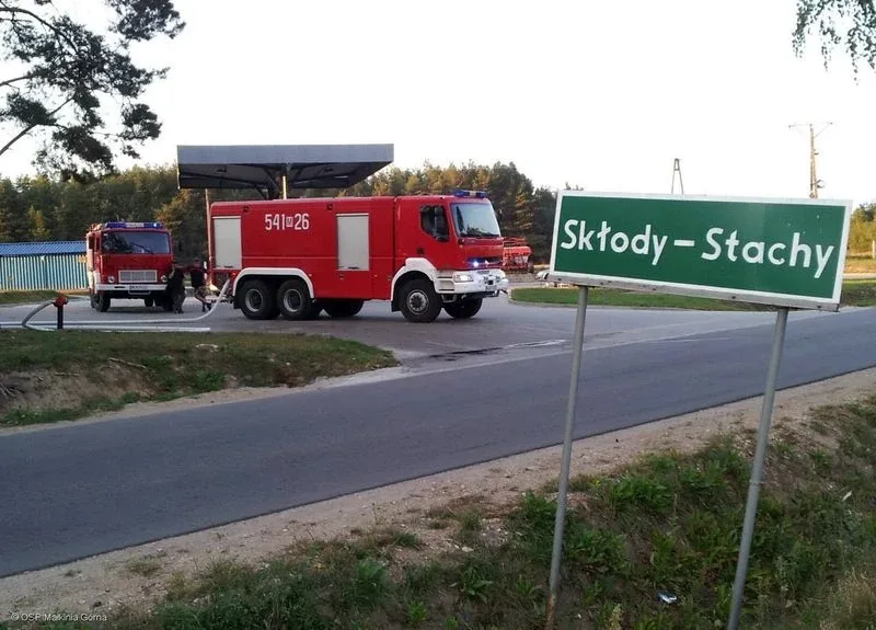 Pożar fabryki brykietu (zdjęcia)