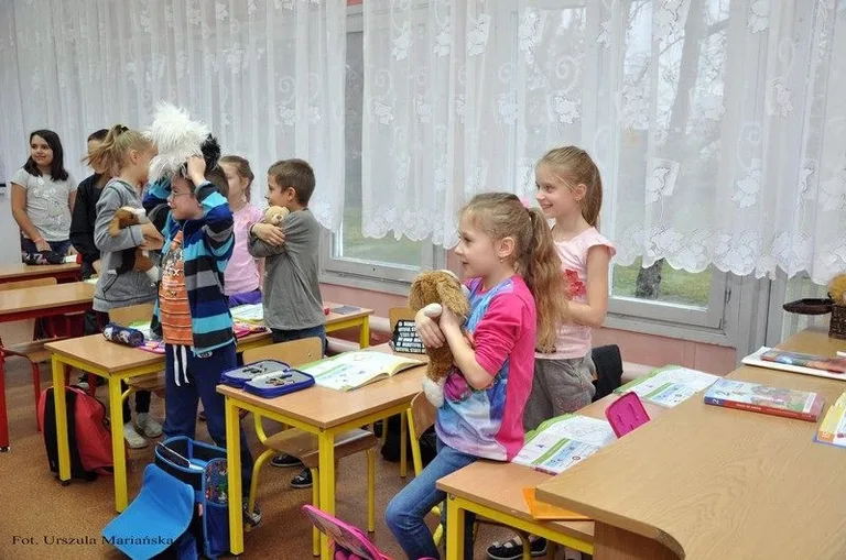 Andrzejkowe wróżby słuchaczy UTW (zdjęcia)