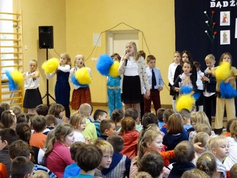 XIV Dzień Papieski w SP nr 1 (zdjęcia)