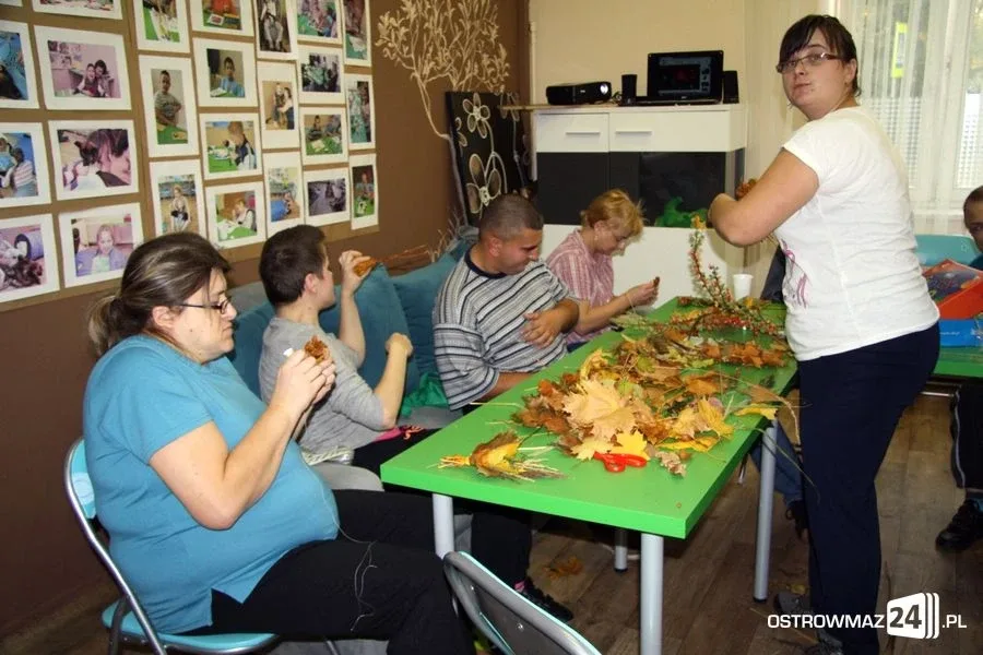 Niepełnosprawni ćwiczyli i robili bukiety (zdjęcia)
