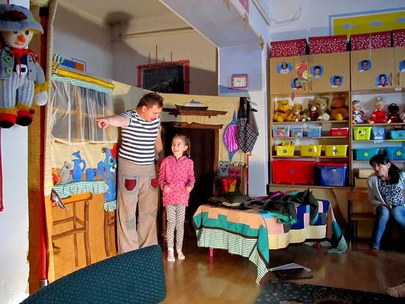 Gucio Chusteczka u przedszkolaków (zdjęcia)