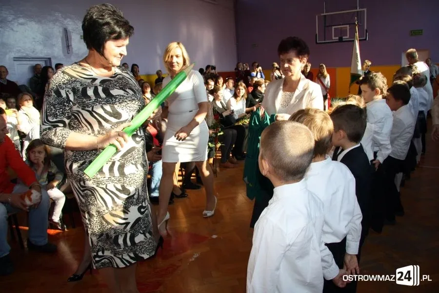 Ślubowanie pierwszaków w Trójce (zdjęcia)