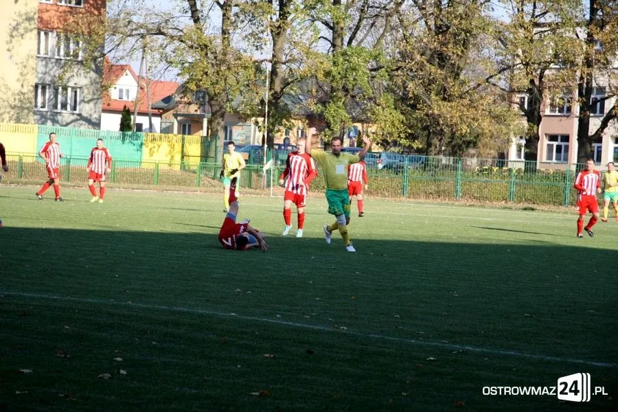 Ostrovia remisuje ze Skrą Drobin (zdjęcia)