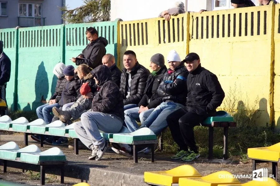 Ostrovia remisuje ze Skrą Drobin (zdjęcia)