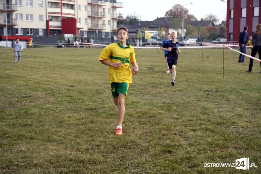 Ostrowianie rywalizowali przy stawie (zdjęcia)