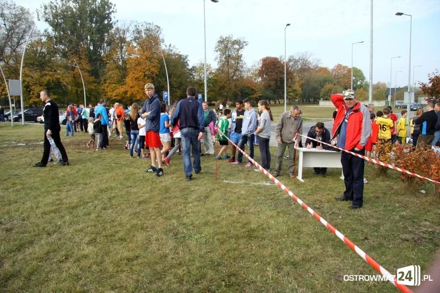 Ostrowianie rywalizowali przy stawie (zdjęcia)