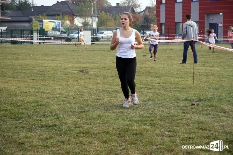 Ostrowianie rywalizowali przy stawie (zdjęcia)