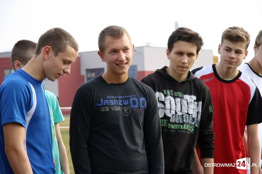 Ostrowianie rywalizowali przy stawie (zdjęcia)