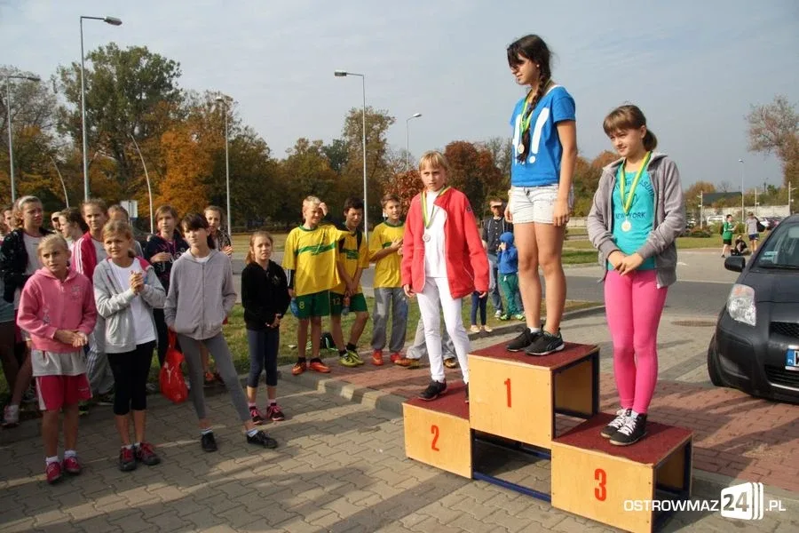 Ostrowianie rywalizowali przy stawie (zdjęcia)