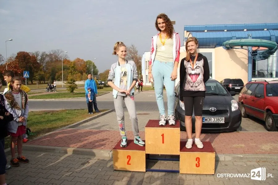 Ostrowianie rywalizowali przy stawie (zdjęcia)