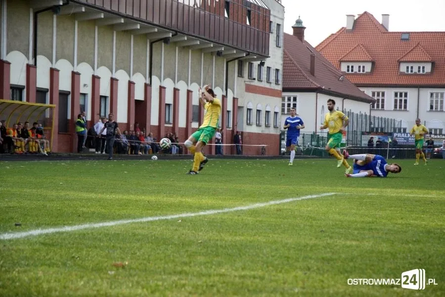 Ostrovia pewnie zwycięża przy Warchalskiego (zdjęcia, wideo)