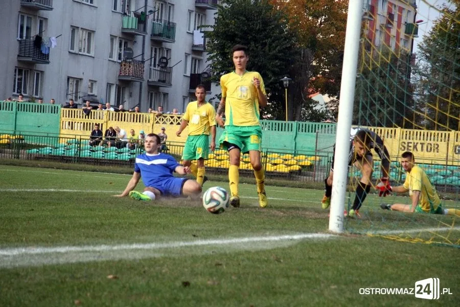Ostrovia pewnie zwycięża przy Warchalskiego (zdjęcia, wideo)