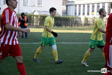 Ostrovia remisuje ze Skrą Drobin (zdjęcia)