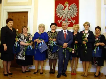 Akademia, kwiaty i życzenia (zdjęcia)