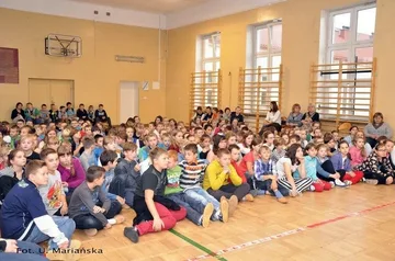 XIV Dzień Papieski w SP nr 1 (zdjęcia)
