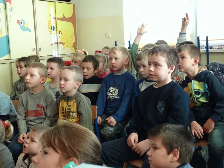 Policjanci z wizytą w szkołach (zdjęcia)