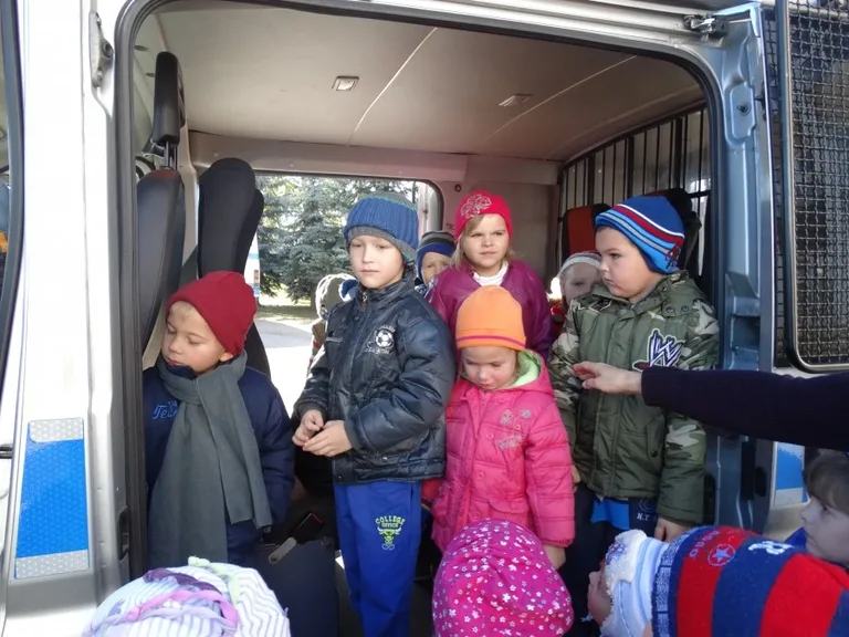 Policjanci z wizytą w szkołach (zdjęcia)