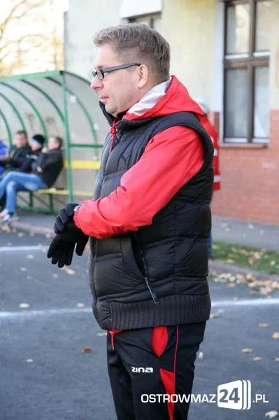 Ostrovia remisuje ze Skrą Drobin (zdjęcia)