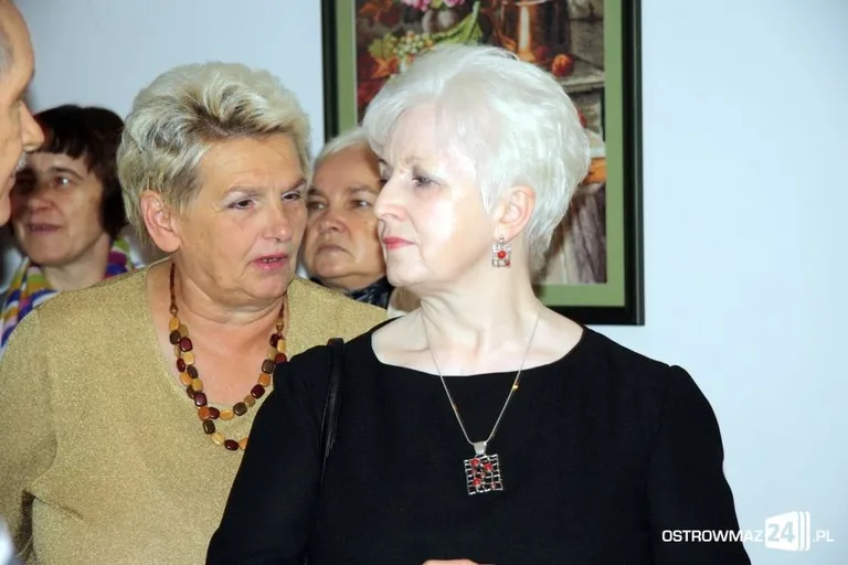 Piękno jesieni w hafcie krzyżykowym (zdjęcia)