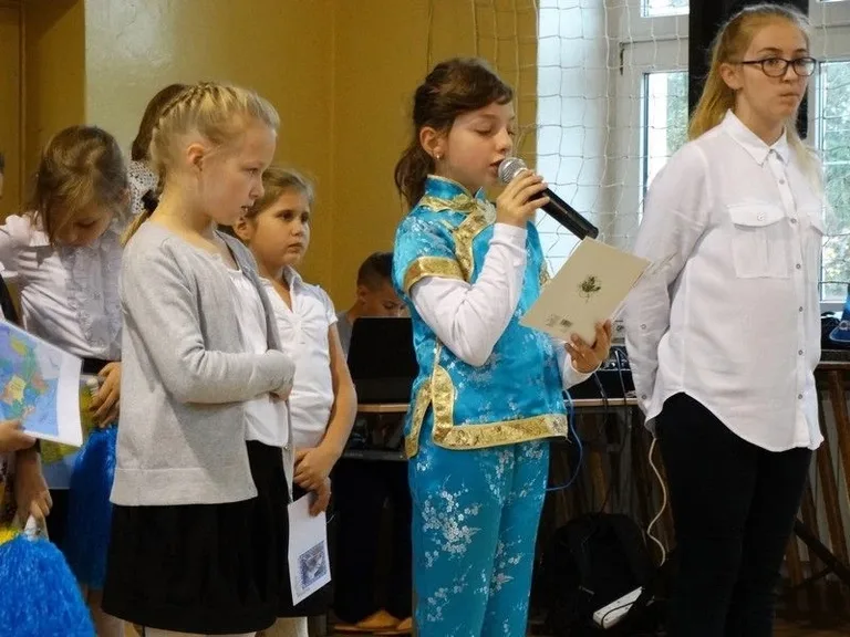 XIV Dzień Papieski w SP nr 1 (zdjęcia)