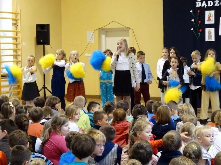 XIV Dzień Papieski w SP nr 1 (zdjęcia)