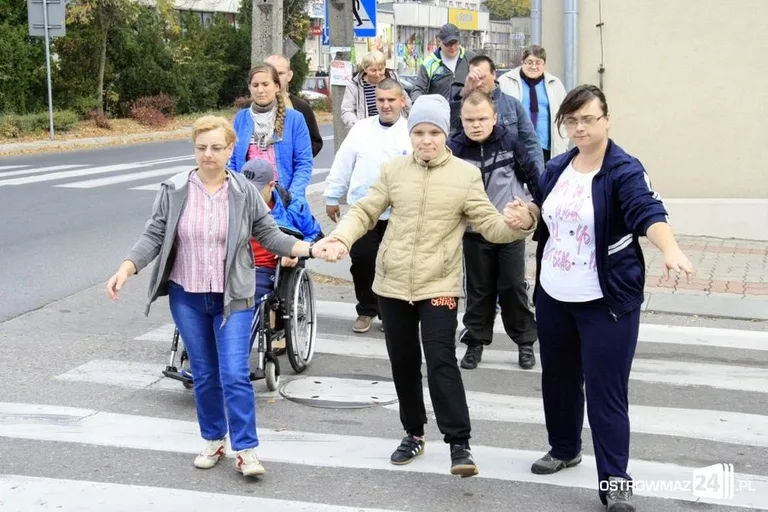 Niepełnosprawni ćwiczyli i robili bukiety (zdjęcia)