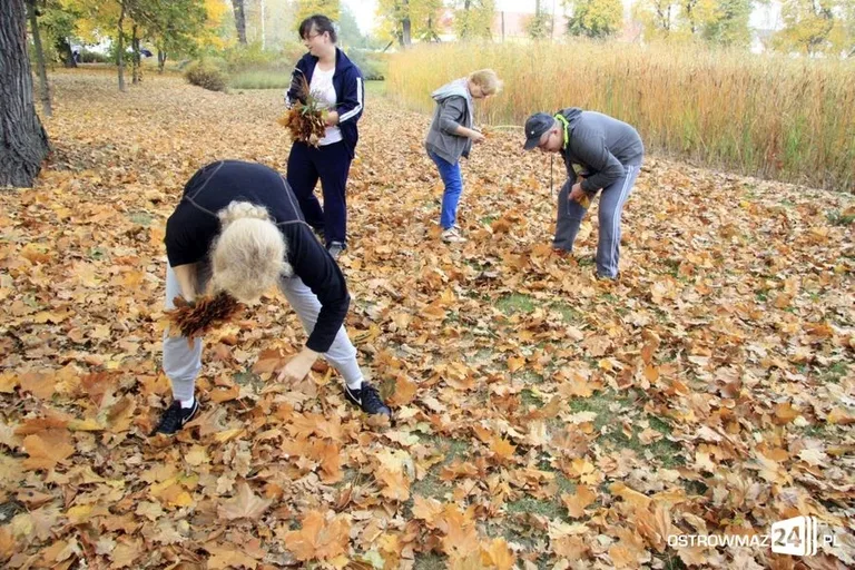 Niepełnosprawni ćwiczyli i robili bukiety (zdjęcia)