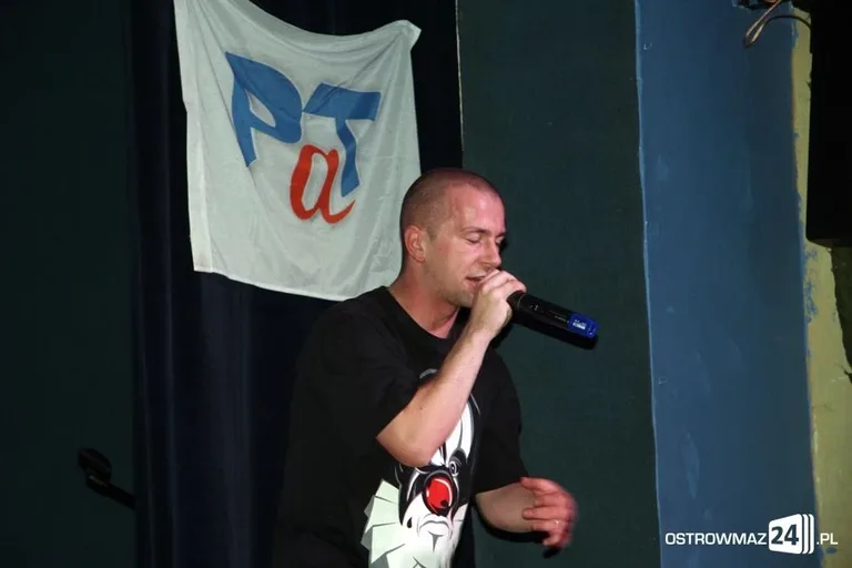 Raper Gall Anonim w Ostrowi Maz. (zdjęcia, wideo)