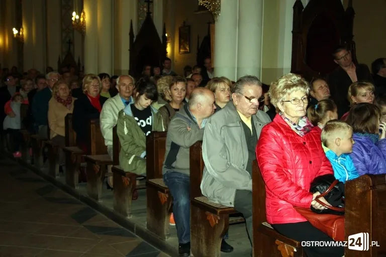 Ostrowianie obchodzili Dzień Papieski (zdjęcia)