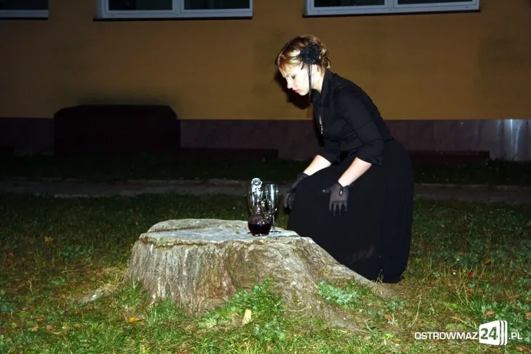 Mini spektakle plenerowe (zdjęcia, wideo)