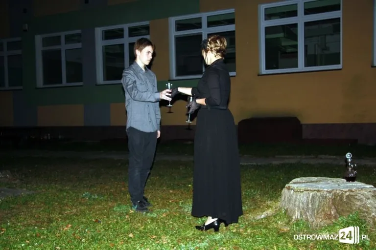 Mini spektakle plenerowe (zdjęcia, wideo)