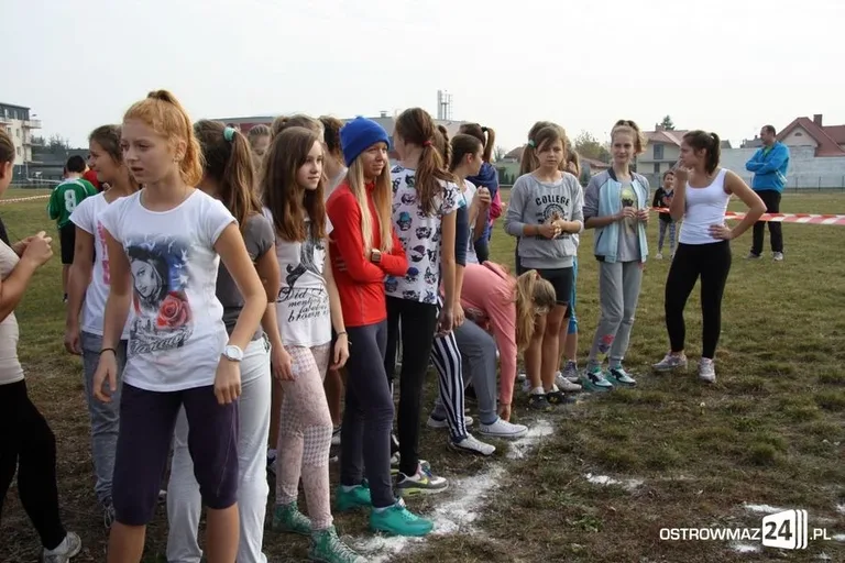 Ostrowianie rywalizowali przy stawie (zdjęcia)