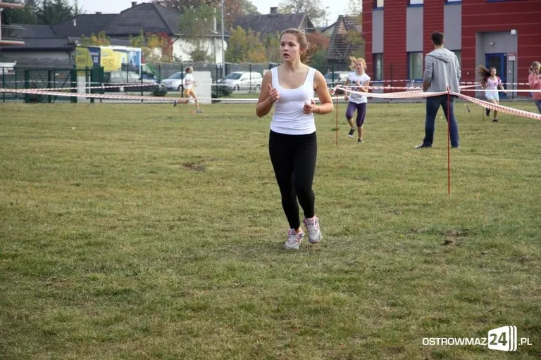 Ostrowianie rywalizowali przy stawie (zdjęcia)